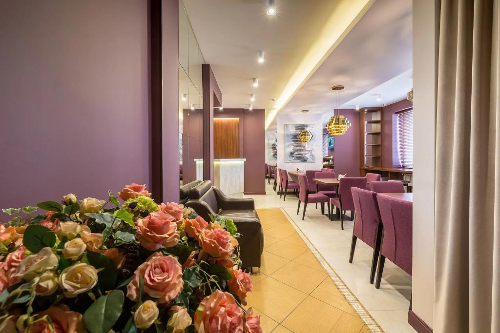 Lomonosov Mini-Hotel 3*
