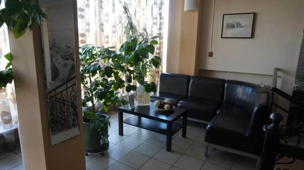 Meschera Hotel 2*