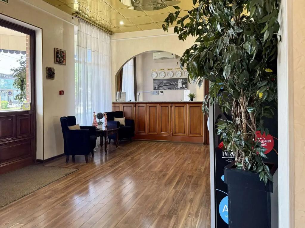 Bridge Hotel 3*