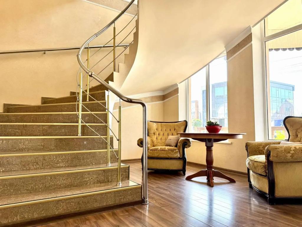 Bridge Hotel 3*