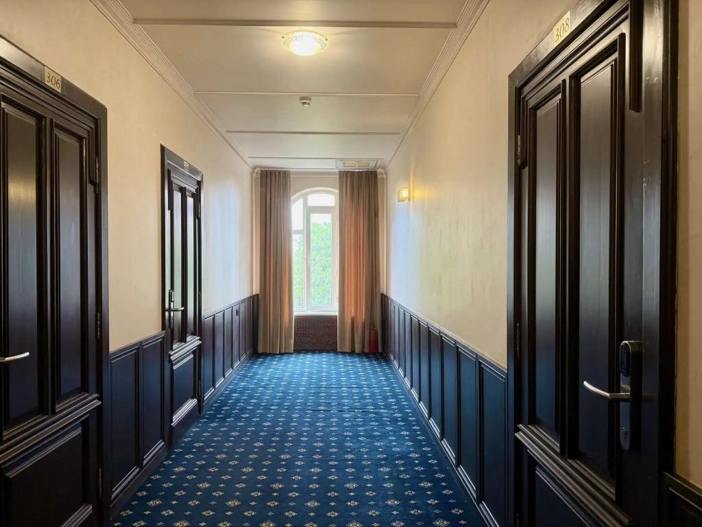 Bridge Hotel 3*
