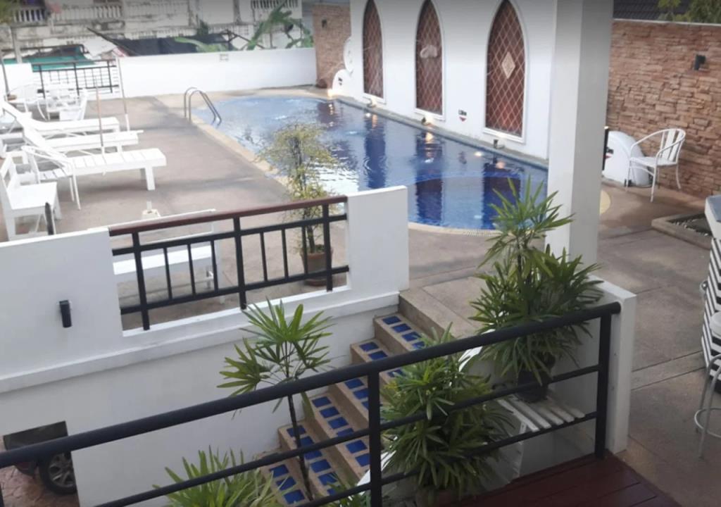Wangburapa Grand Hotel 3*