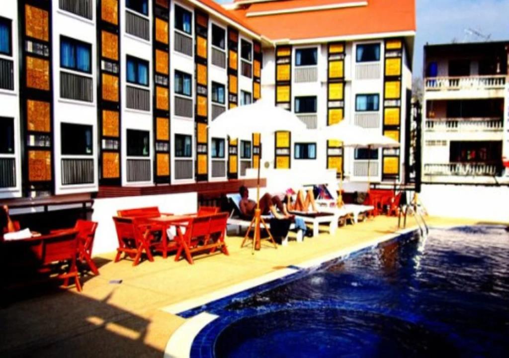 Wangburapa Grand Hotel 3*