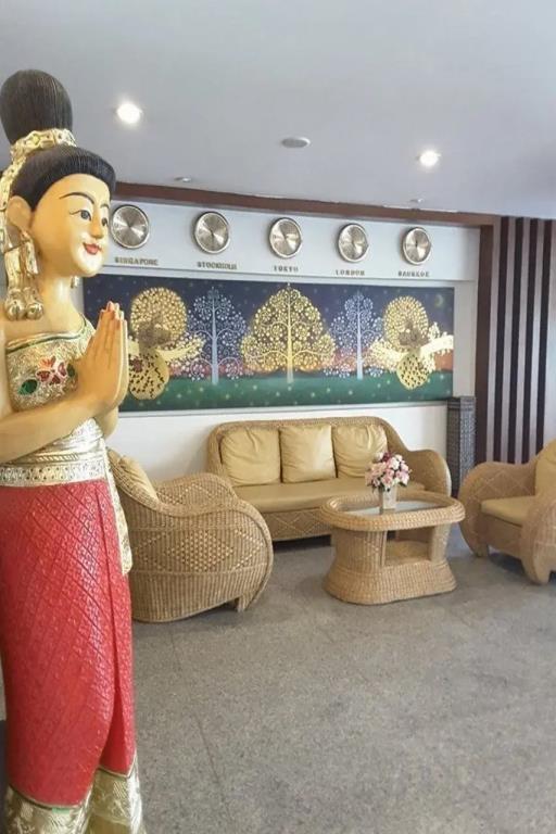 Wangburapa Grand Hotel 3*