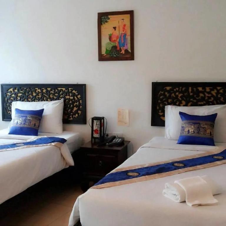 Wangburapa Grand Hotel 3*