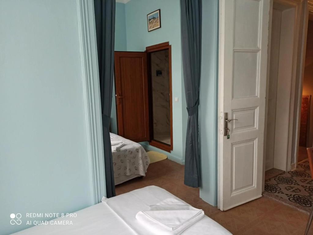 Yeni Hotel 0*