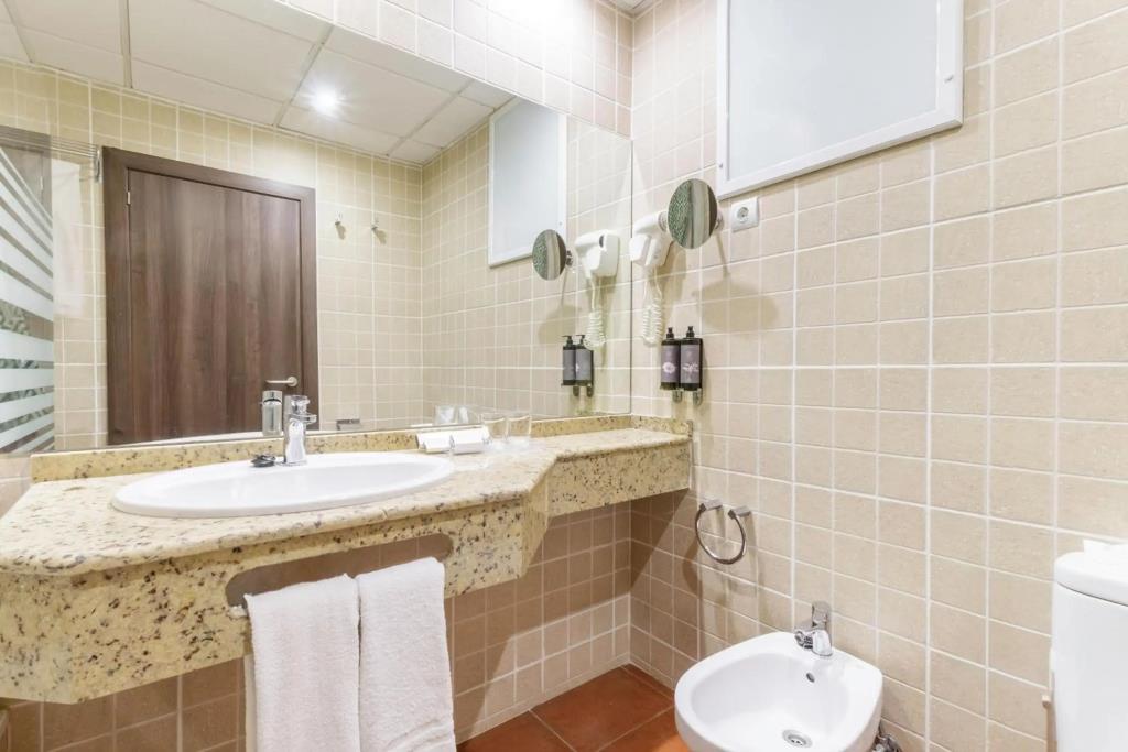 Yeni Hotel 0*