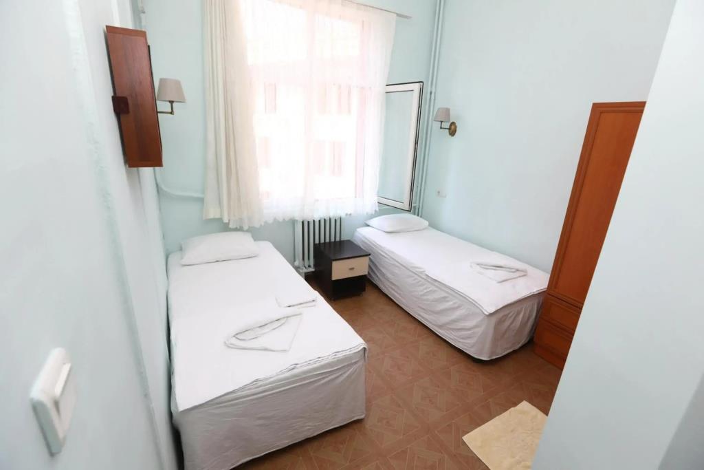 Yeni Hotel 0*