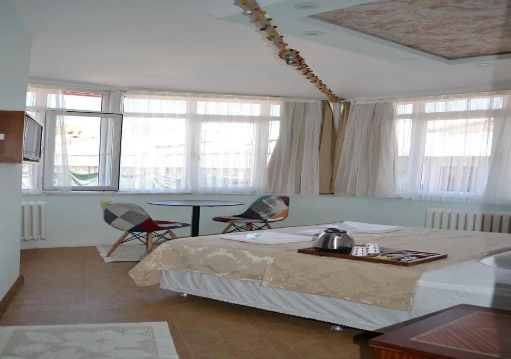 Yeni Hotel 0*