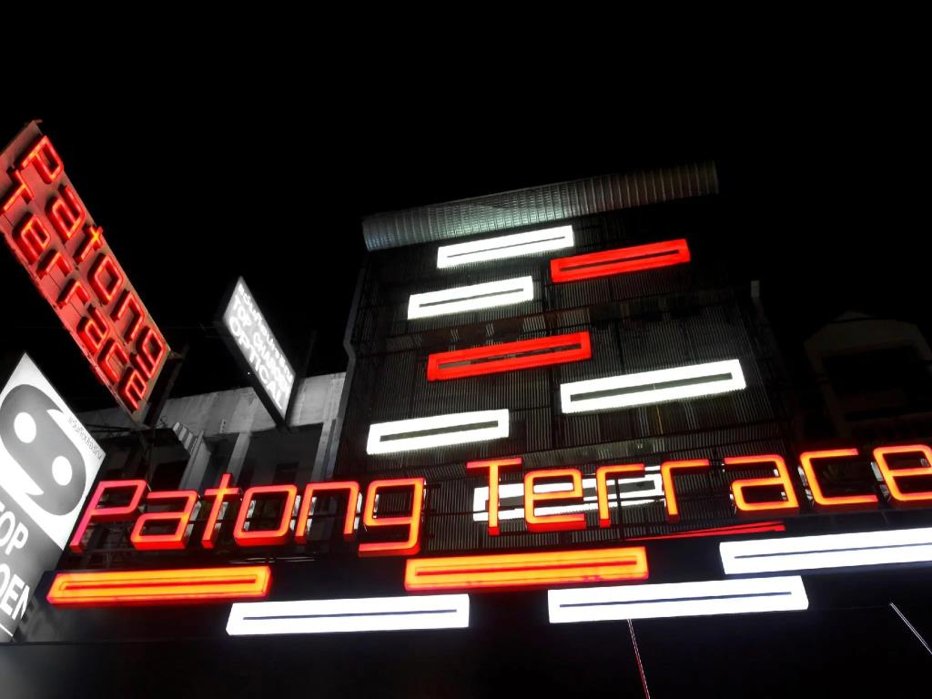 Patong Terrace 3*