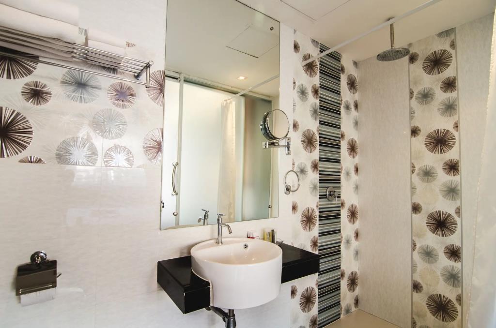 Patong Terrace 3*