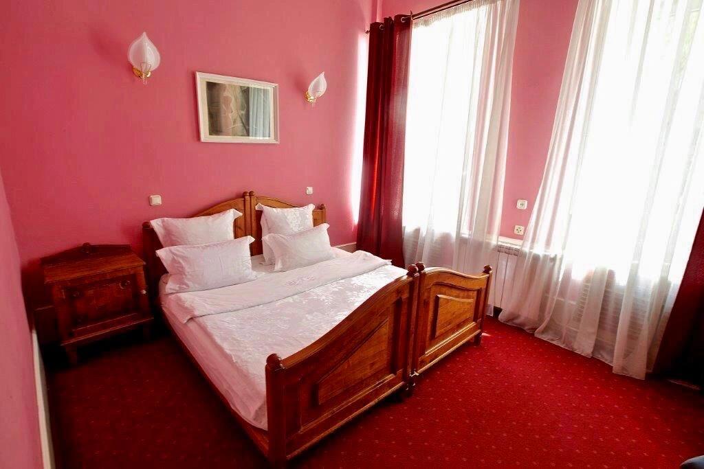 Sergievskaya Hotel 3*