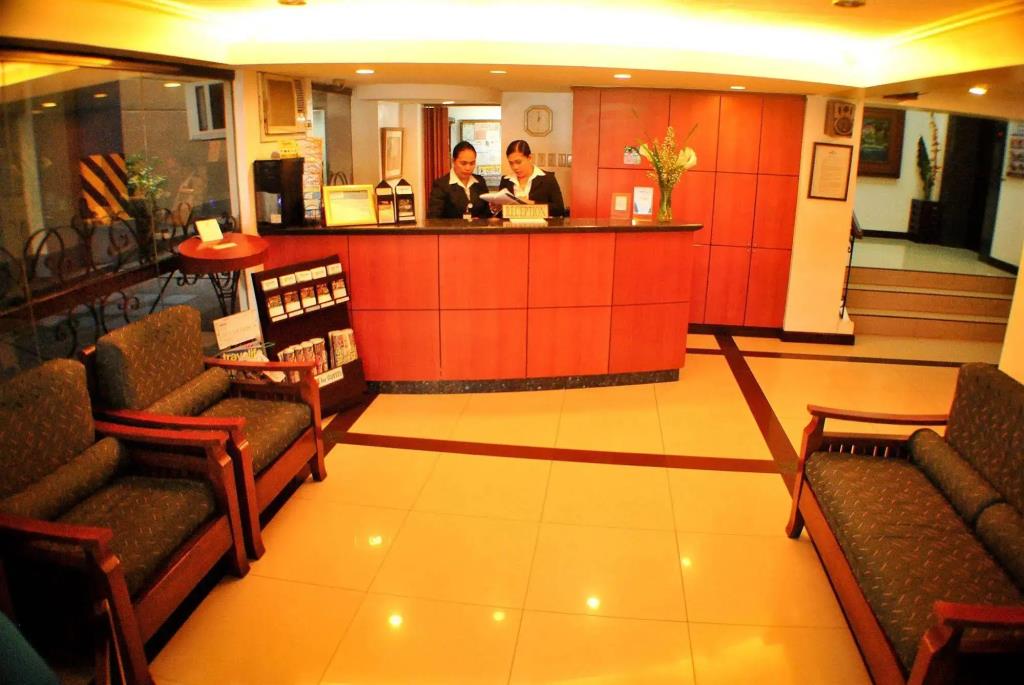 Fersal Hotel Manila 3*