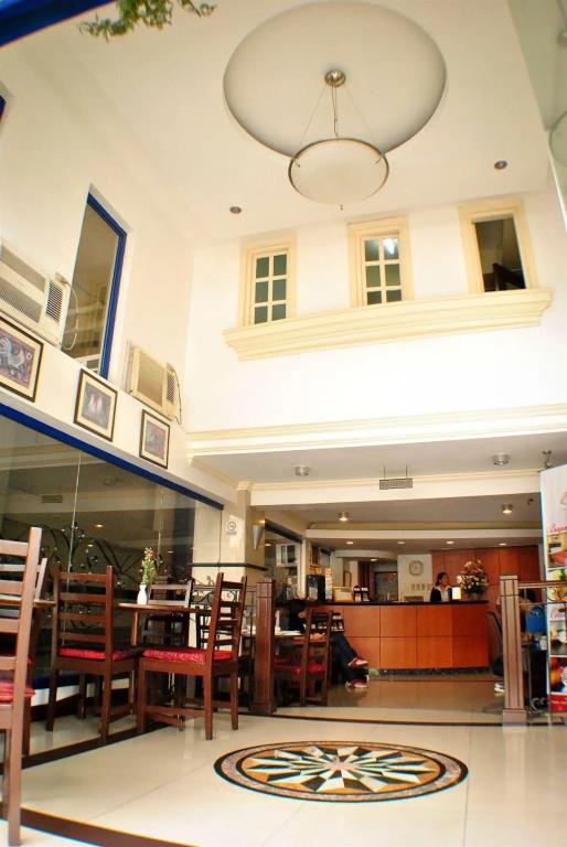 Fersal Hotel Manila 3*