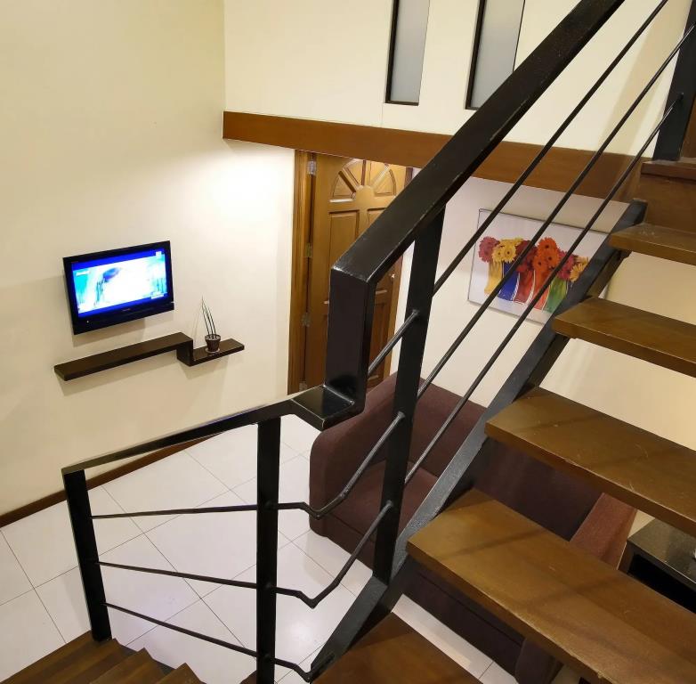 Fersal Hotel Kalayaan 3*