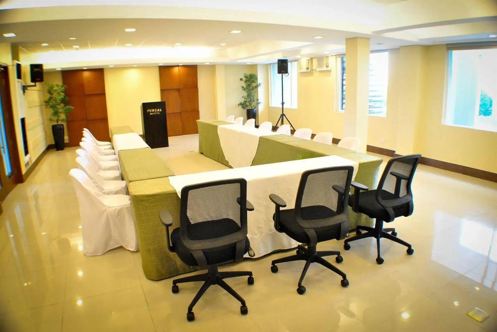 Fersal Hotel Kalayaan 3*