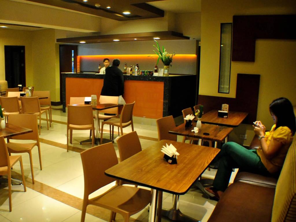 Fersal Hotel Kalayaan 3*