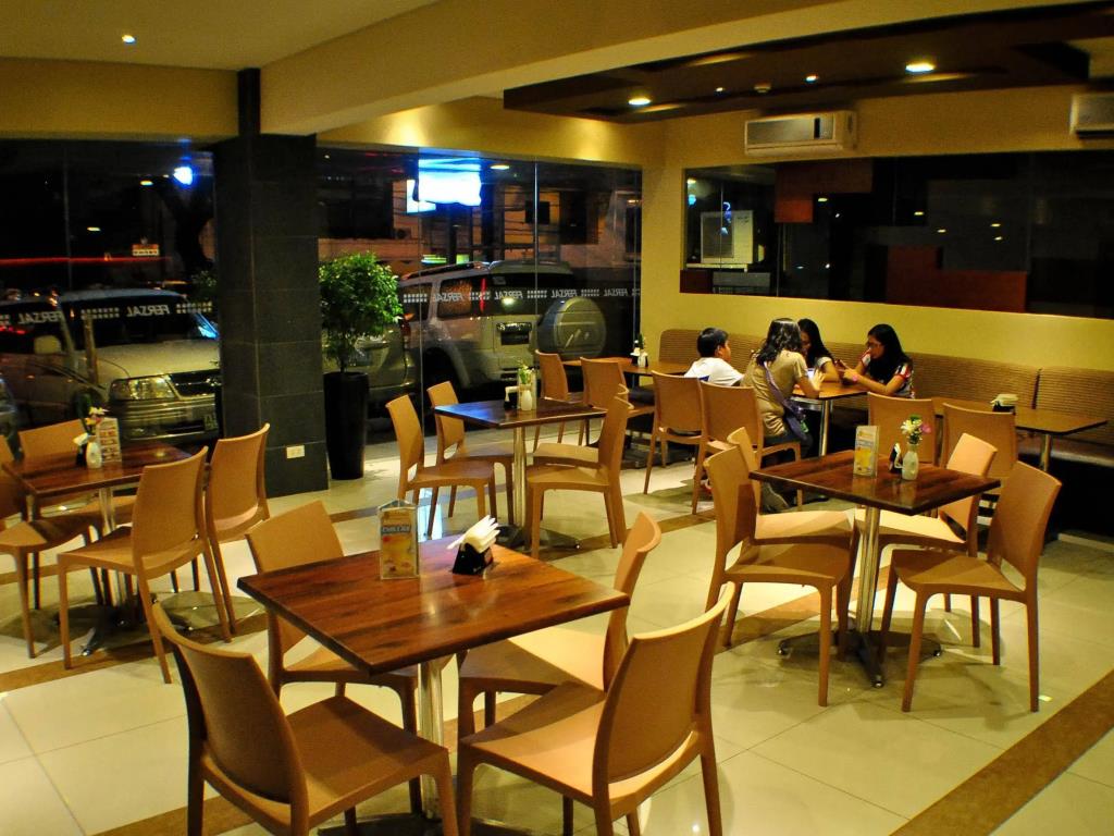 Fersal Hotel Kalayaan 3*