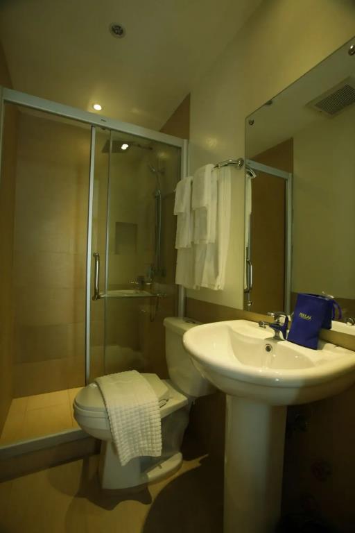 Fersal Hotel Kalayaan 3*