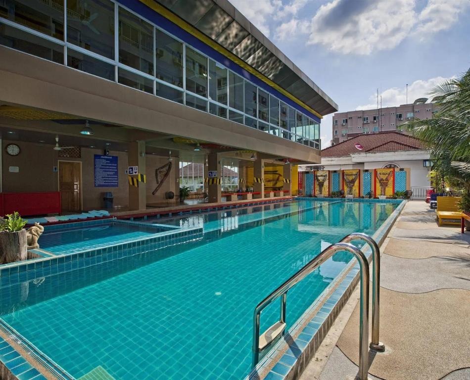 MeStyle Place Hotel 3*