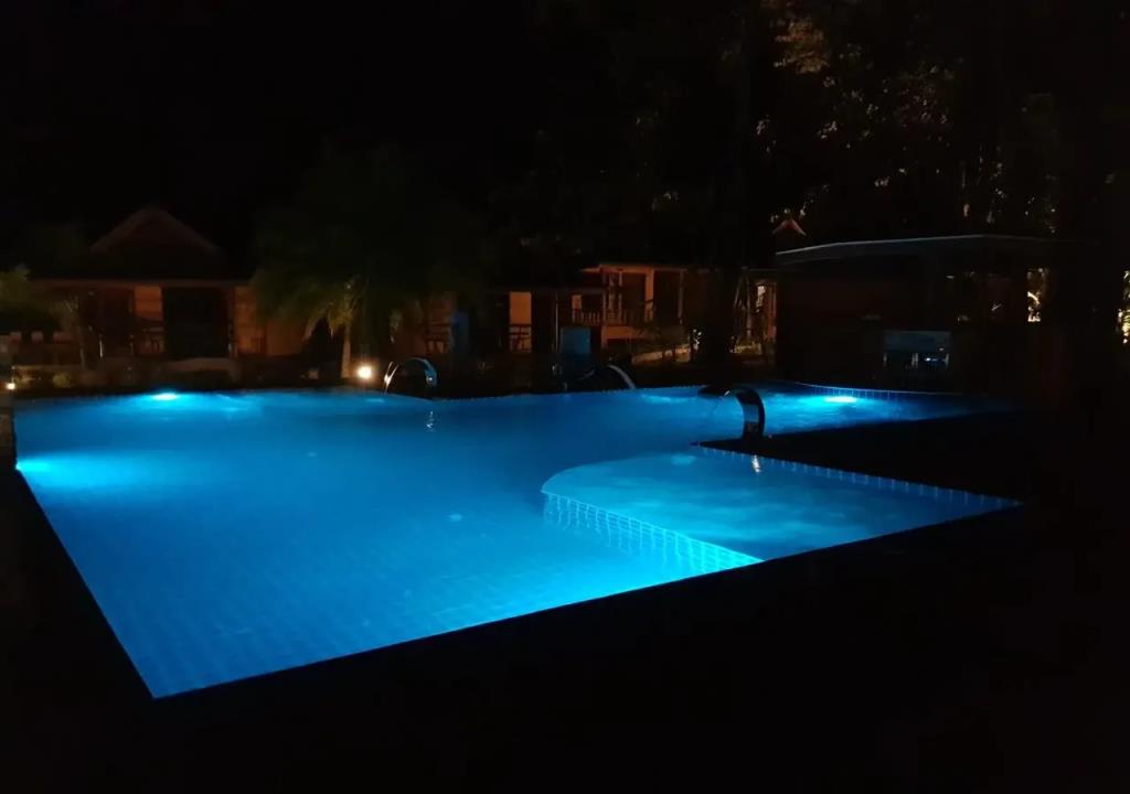 Lanta Pearl Beach Resort 3*