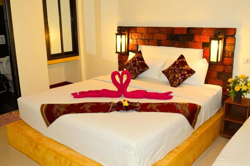Lanta Pearl Beach Resort 3*