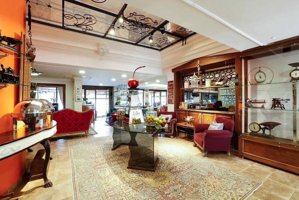Urla Pera Hotel 0*