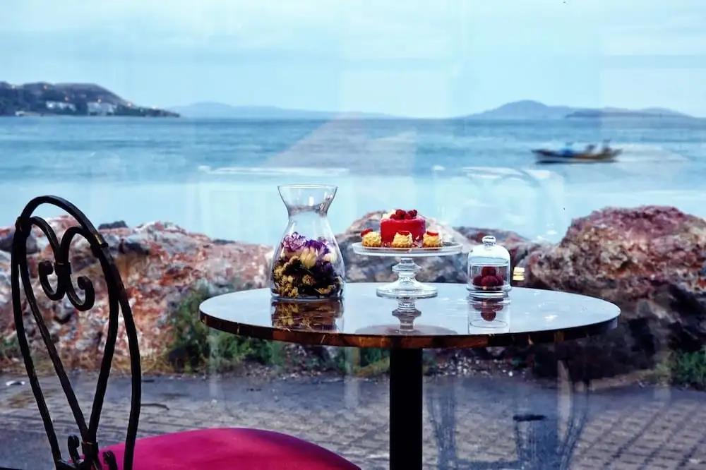Urla Pera Hotel 0*