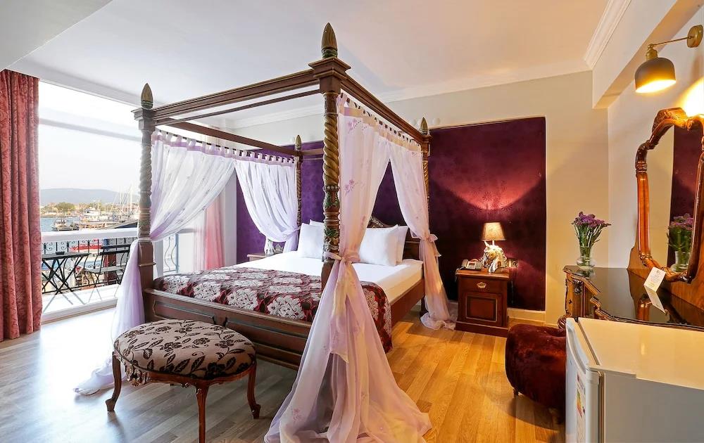 Urla Pera Hotel 0*