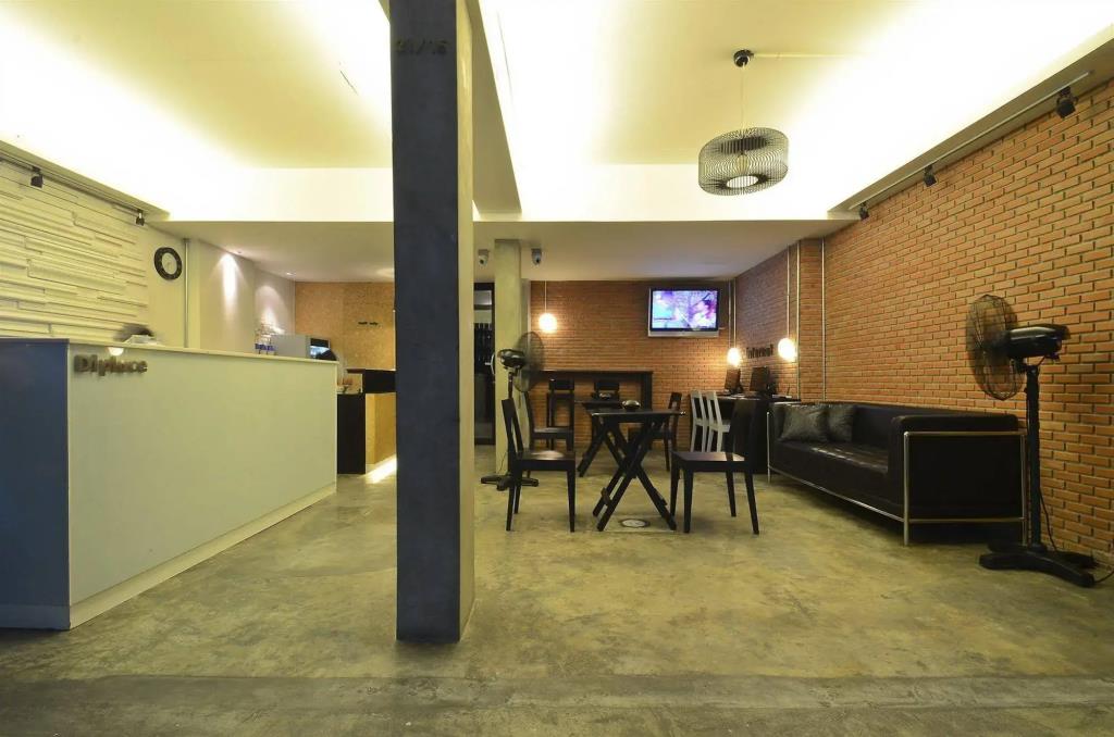 DI Place Hotel 3*