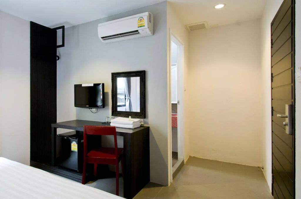 DI Place Hotel 3*