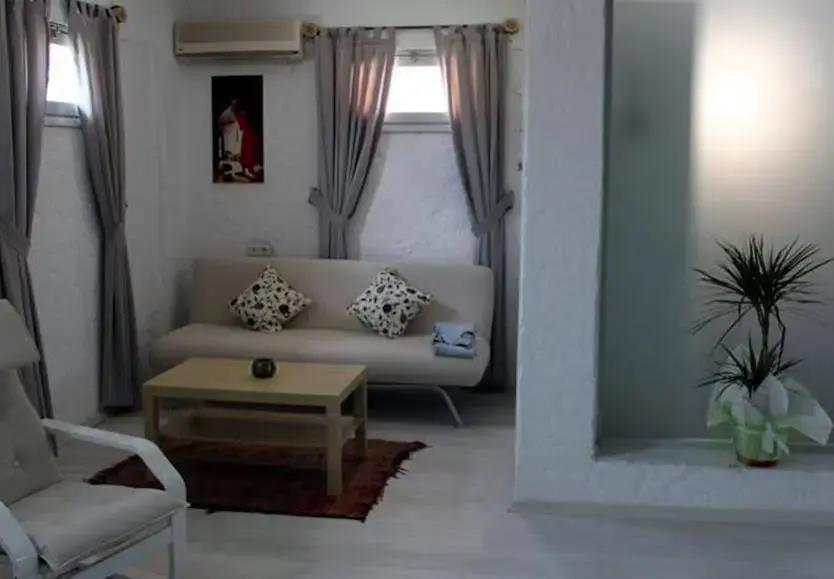 Bizim Ev Hotel 0*
