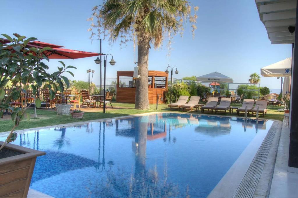 Rooms Smart Luxury Hotel & Beach 0*