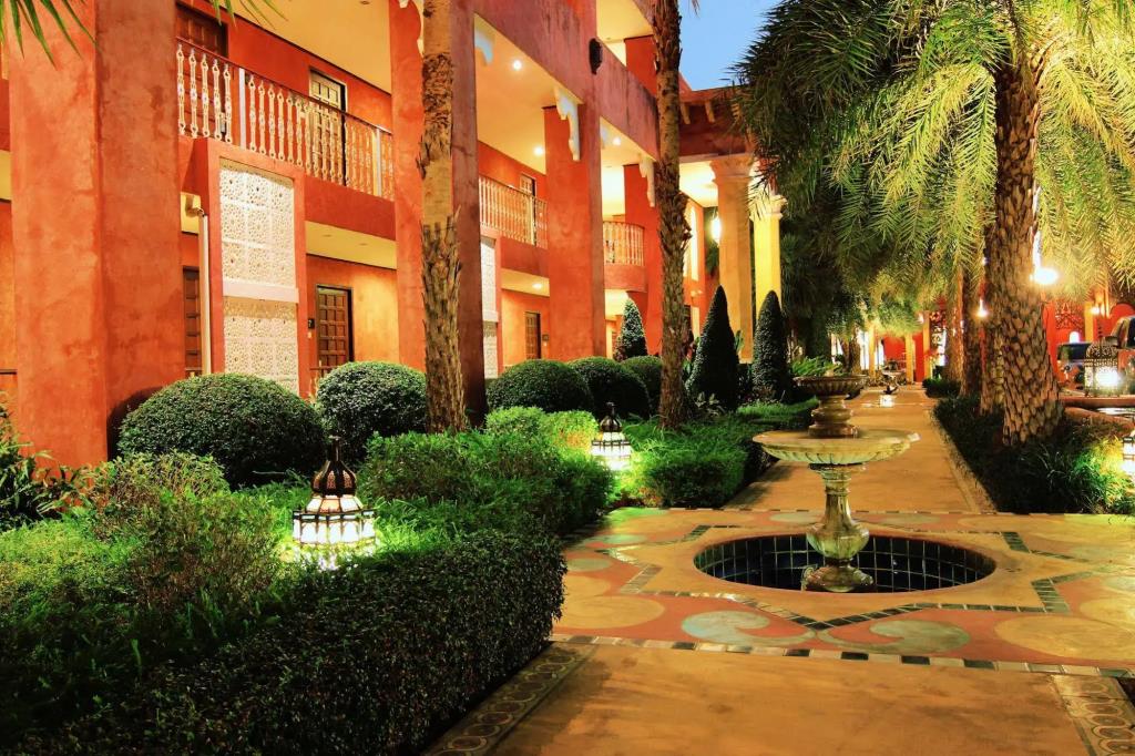 Sheik Istana Hotel Chiangmai 3*