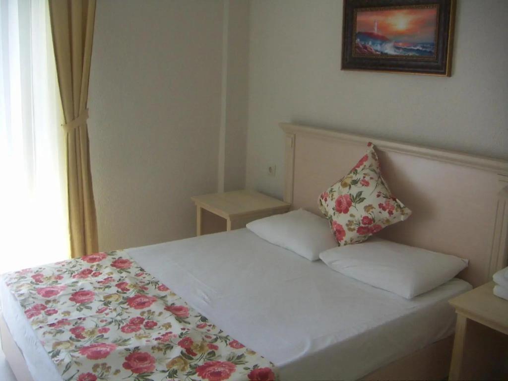 Melaike Otel 0*