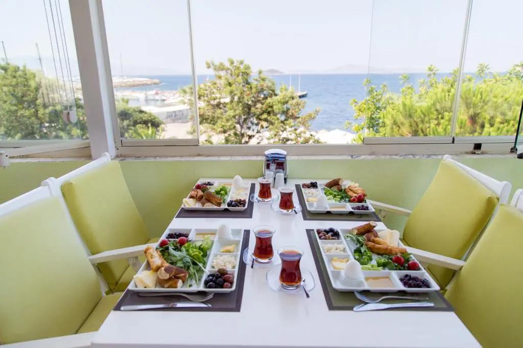 Kortan Hotel 2*