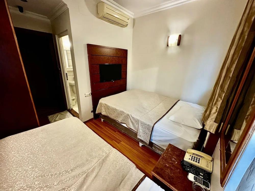 Hotel Nayla 0*