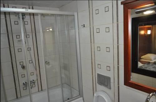 Hotel Nayla 0*