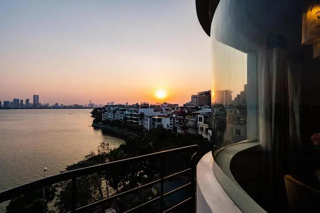Wild Lotus Apartment 2 0*