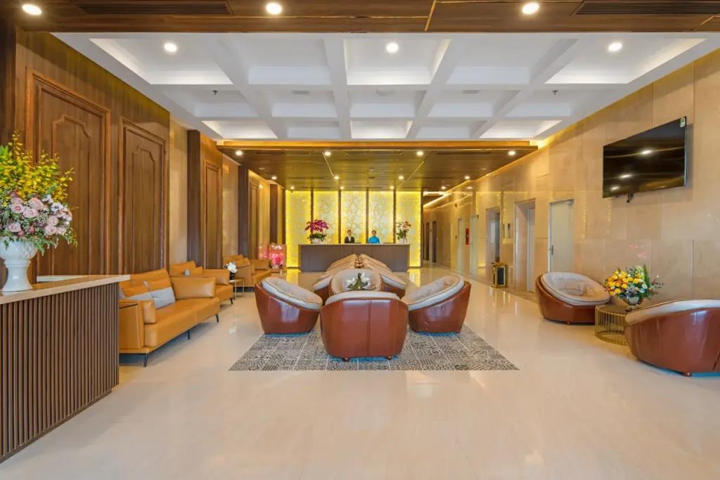 Gold Plaza Hotel Da Nang 4*