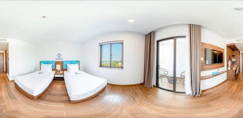 Gold Plaza Hotel Da Nang 4*