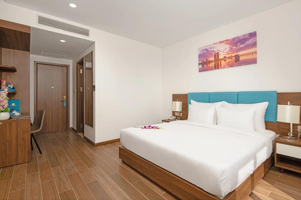 Gold Plaza Hotel Da Nang 4*