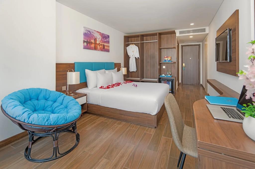 Gold Plaza Hotel Da Nang 4*