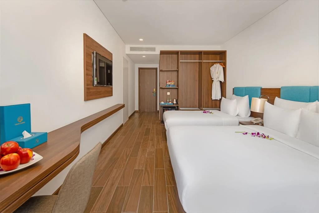 Gold Plaza Hotel Da Nang 4*