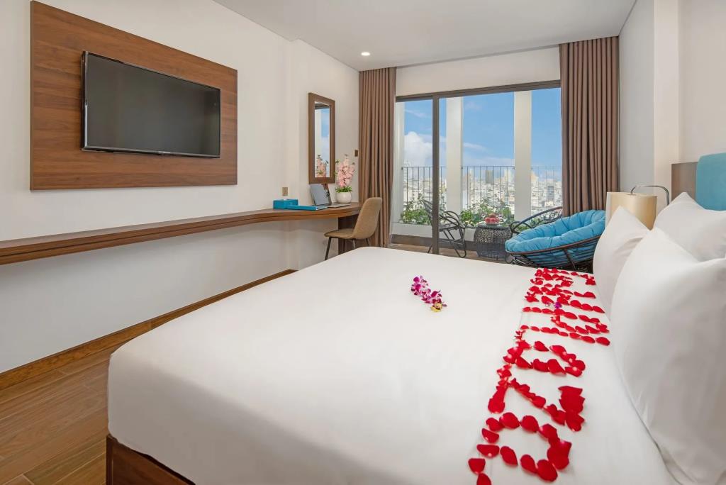 Gold Plaza Hotel Da Nang 4*