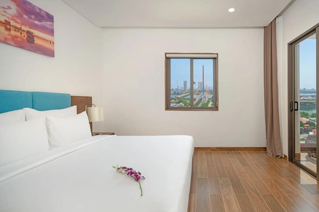 Gold Plaza Hotel Da Nang 4*