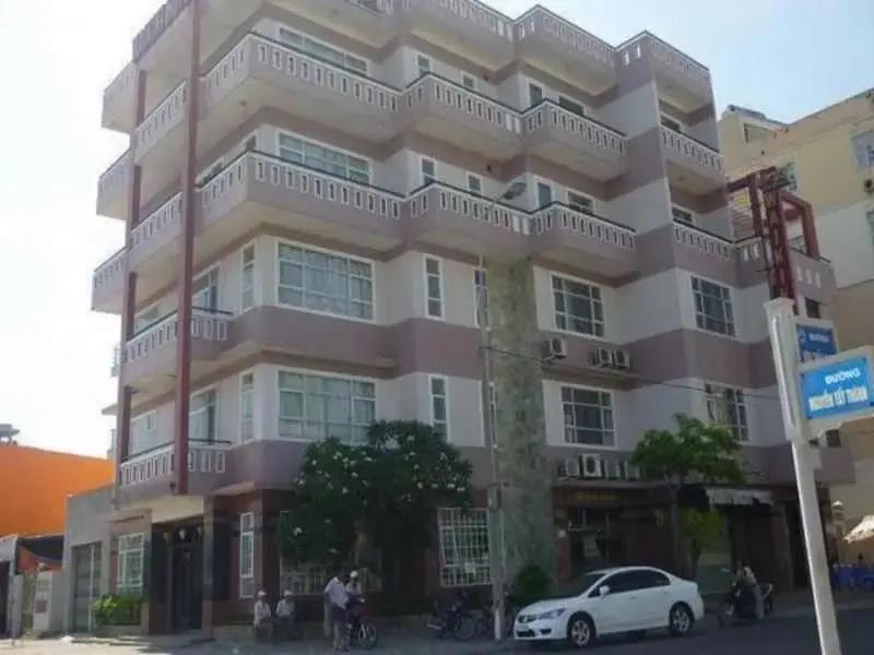 Waikiki Hotel 2*