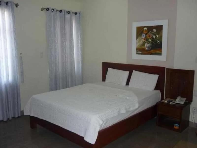 Waikiki Hotel 2*