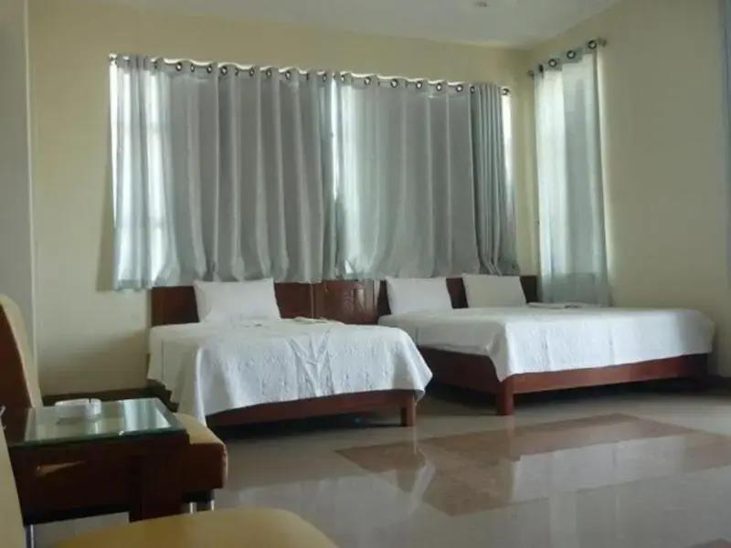 Waikiki Hotel 2*