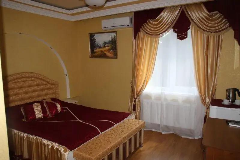 Lyuks Hotel 3*